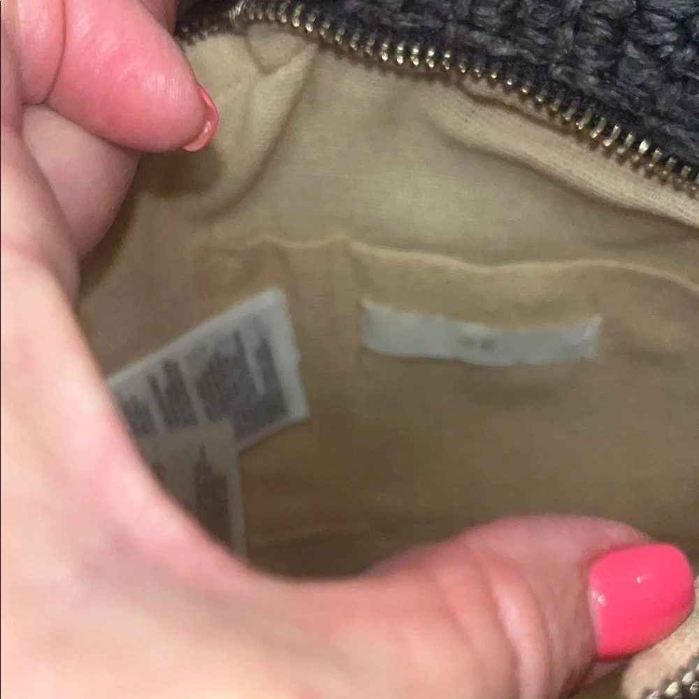 H&M Black Circular Crossbody Bag / with handles